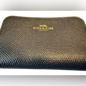 Coach Textured Leather Accessory Coin Card Zippered Wallet